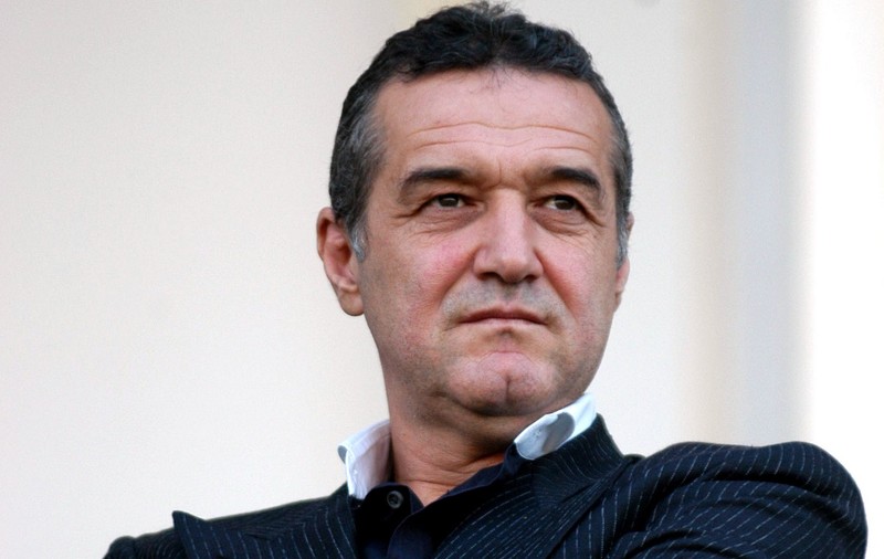 Gigi Becali și-a botezat a doua nepoțică: „Nu fericit, sunt foarte fericit”. Ce gest a făcut omul de afaceri la biserică