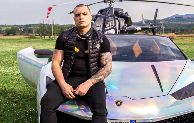 OG Eastbull, trapperul român crescut în Italia. Cum s-a apucat de muzică după ce a ascultat B.U.G. Mafia