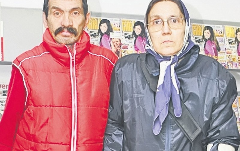 Din cauza datoriilor, riscă să fie evacuaţi din casă