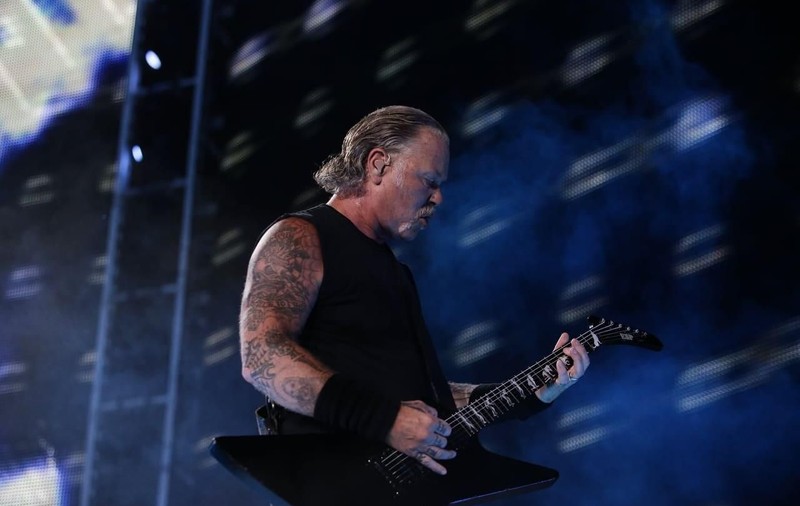 Moment incredibil pe Arena Națională. Metallica a cântat piesa „De vei pleca” a trupei Iris!