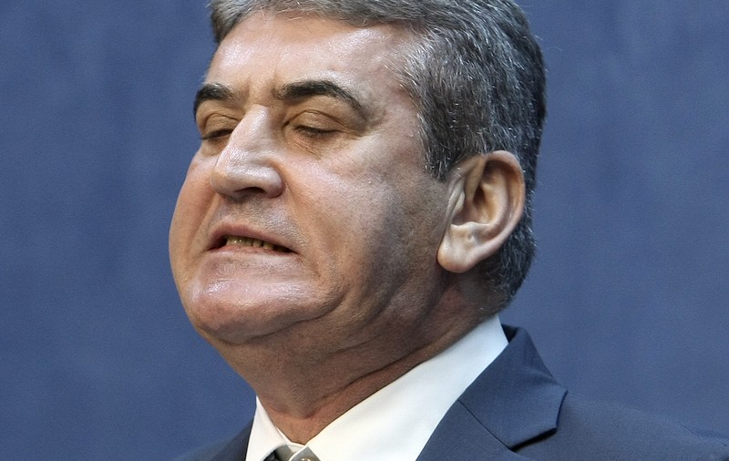 Sindicatul Pro Lex al polițiștilor îl vrea ”afară” pe Oprea!