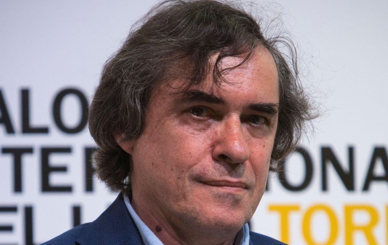Mircea Cărtărescu, ironic după ce postarea lui cu Dani Mocanu a devenit virală: „Să intre în locul meu la Academie!”