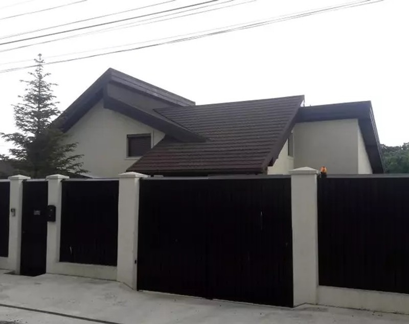 Imagini cu vila lui Fuego. Și-a construit casă într-un sat din Ilfov: „Am transformat piscina în dressing”