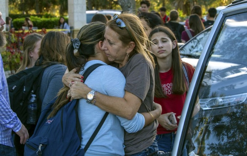 Cine este Nikolas Cruz, autorul atacului de la liceul din Florida. Adolescentul fusese exmatriculat