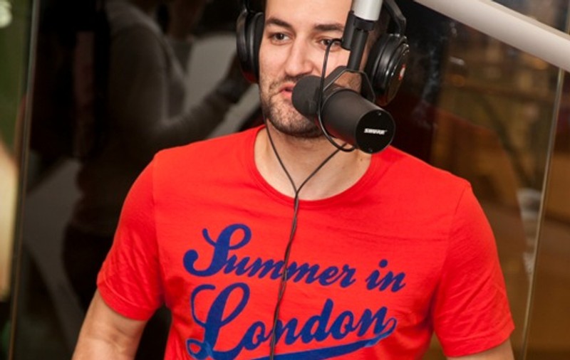 Smiley la Kiss FM: ”Îmi place mult să scriu versuri în engleză şi în română”