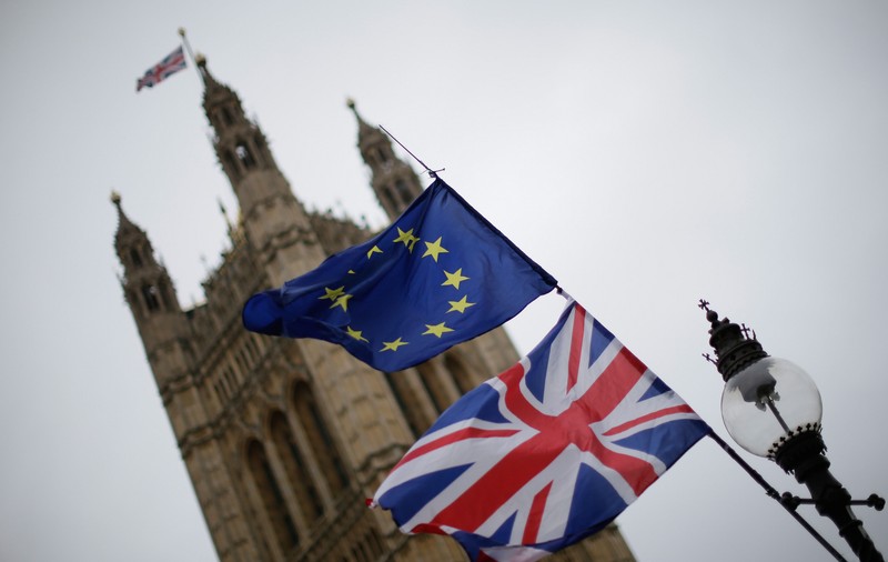 BREXIT: Ce se poate întâmpla acum, după ce parlamentul britanic a respins acordul privind ieșirea Marii Britanii din UE