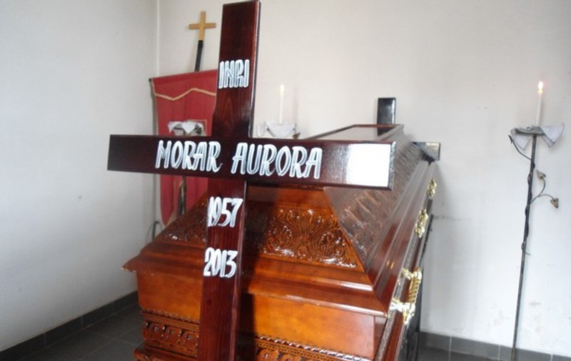 Mama moartă în Muntenegru, fiica a scăpat ca prin minune. Trupul neînsuflețit al femeii, în orașul natal, Cluj-Napoca!