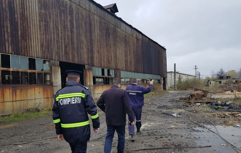 Minerii răniți la Uricani, aduși în Capitală, cu arsuri grave