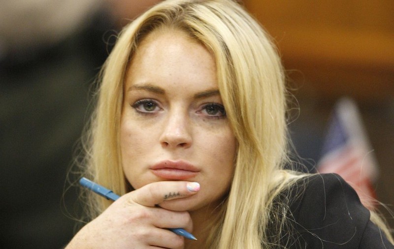 Lindsay Lohan s-a internat din nou într-o clinică de reabilitare