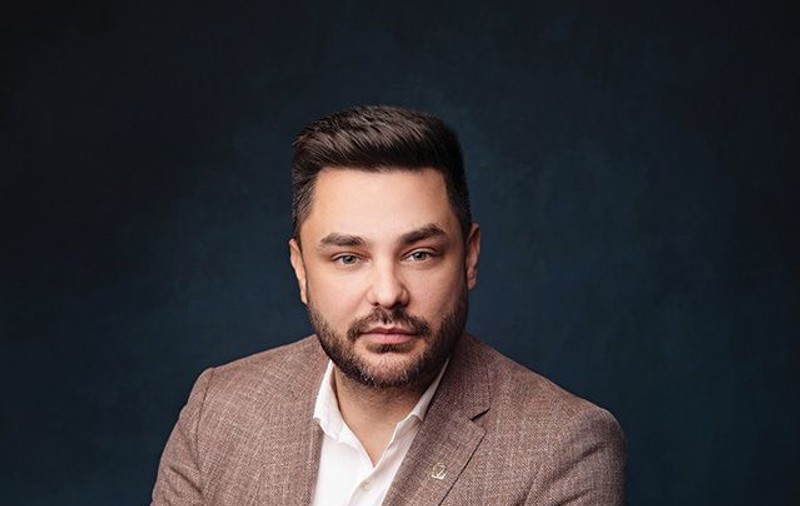 Valentin Burada, Fondatorul și CEO-ul Swiss Clinics Group, în juriul Miss Universe România 2024
