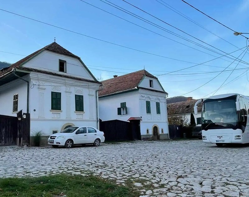 VIDEO. Cum arată comuna din România care se întreține 100% din turism. Este în top 10 cele mai frumoase din țară