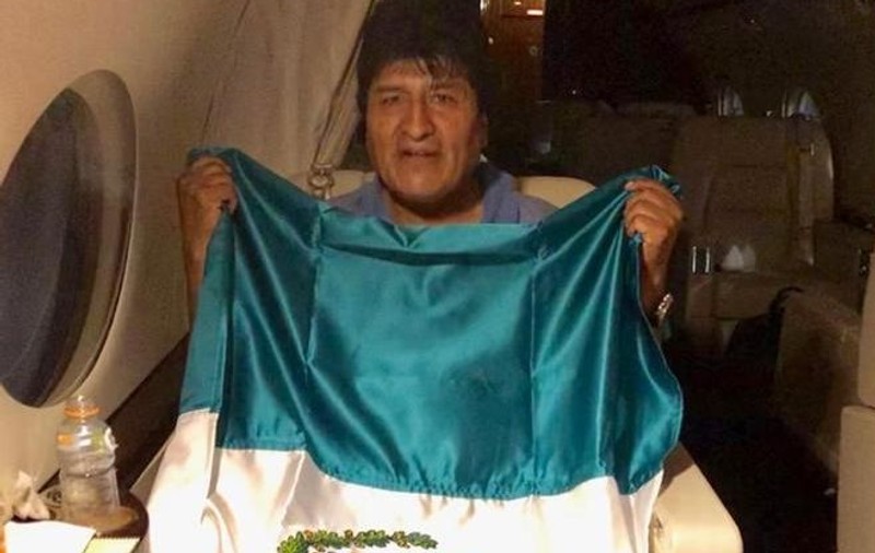 Președintele demisionar al Boliviei, Evo Morales, a fugit în Mexic, unde i s-a acordat azil politic