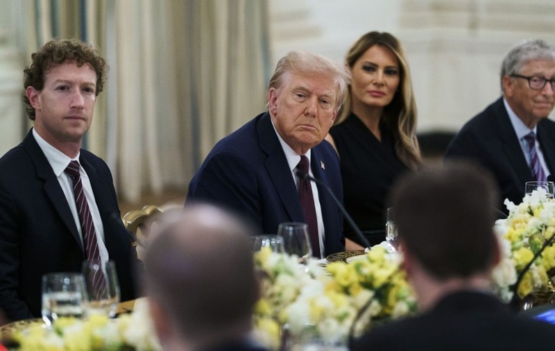 Peste 1.800 miliarde de dolari pentru SUA: promisiunile făcute lui Trump de giganții tehnologiei. Cine a fost marele absent al serii | VIDEO