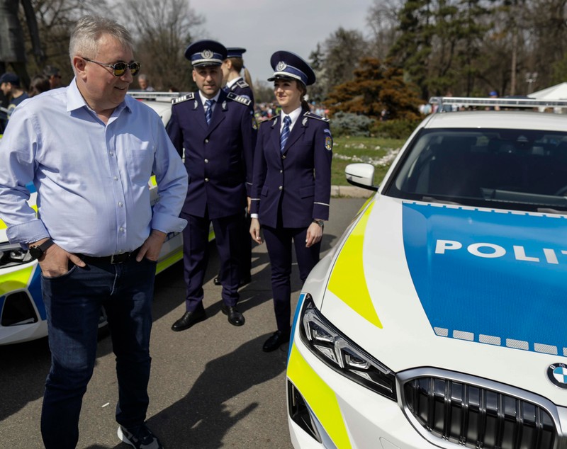 Cum arată BMW-urile achiziționate de IGPR de la Automobile Bavaria. Mașinile, prezentate astăzi, de Ziua Poliției