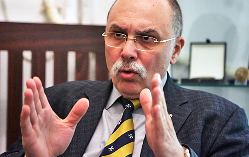 "E un ATAC PE LA SPATE", spune Avocatul Poporului despre intenţia USL de a-l revoca 