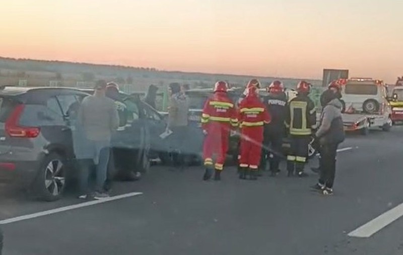 Accident în lanț cu 4 mașini pe sensul Ploiești - București de pe A3, traficul a fost afectat