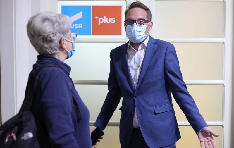 USR-PLUS și PNL nu reușesc să-și împartă funcțiile la Timișoara. Tabăra Fritz a blocat alegerea unui viceprimar liberal