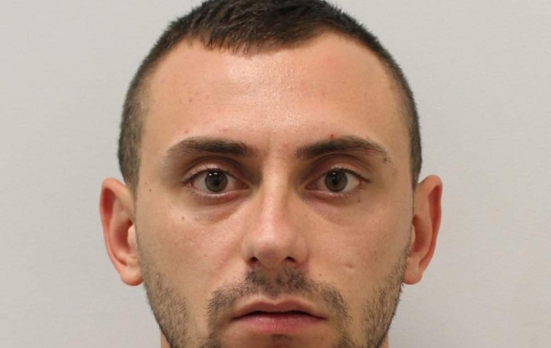 Un român se află pe lista celor mai căutați infractori din Marea Britanie. Ce infracțiuni a comis