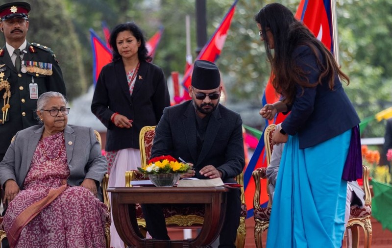Un rapper în vârstă de 35 de ani a ajuns prim-ministru: „Se scrie istorie”. Cine e Balendra Shah din Nepal