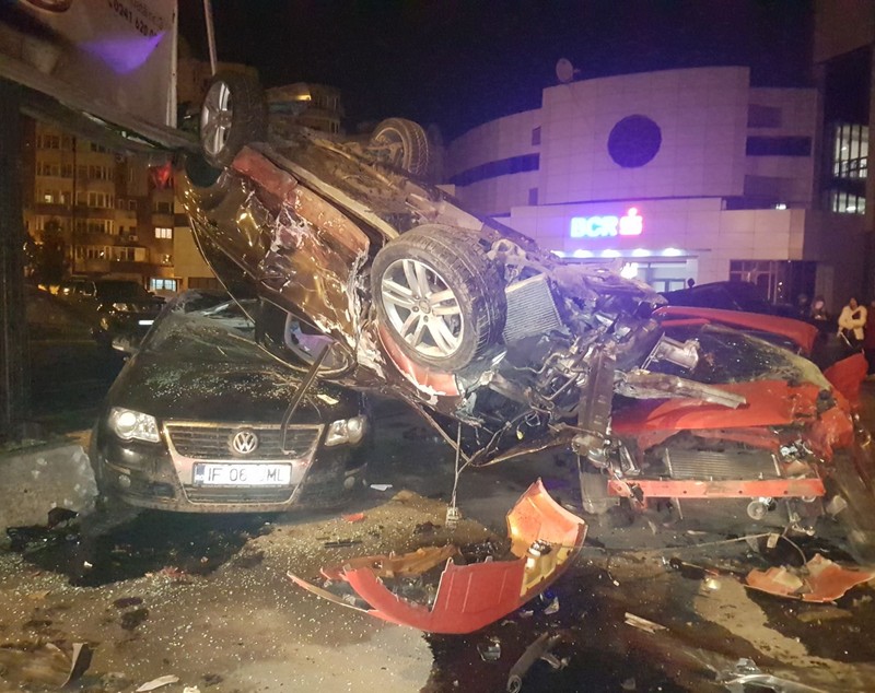 Accident cu 10 mașini în Constanța. Dezastrul provocat de o șoferiță din cauza vitezei / FOTO&VIDEO