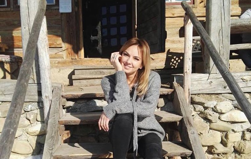 Cum arăta Roxana Ionescu în copilărie. De la fetița simpaticăl la Mama-Natură