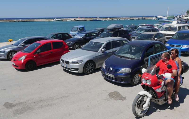 Ultimele informații despre românii blocați în Samothraki. Două curse de feribot au plecat de pe insulă, una cu 25 de mașini din România