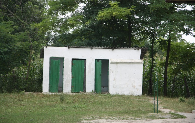 2.047 de şcoli nu au aviz sanitar. Și nici nu vor să îl obţină!