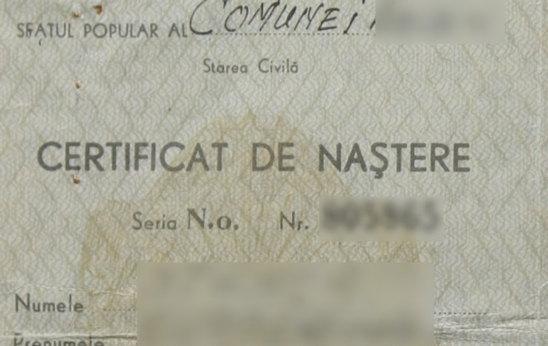 «Ajutaţi-ne să ne facem actele»