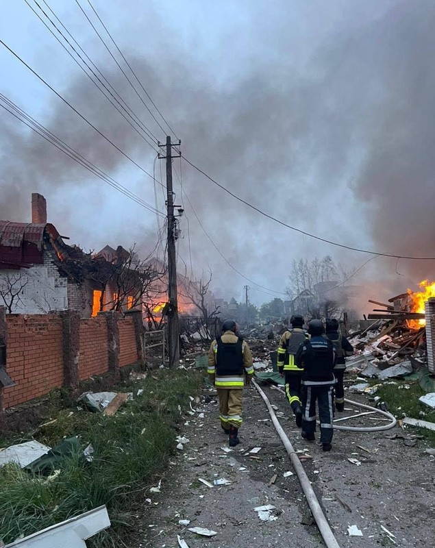 Atac masiv combinat asupra Ucrainei, Rusia a lovit de pe mare și din aer: 12 morți și zeci de răniți