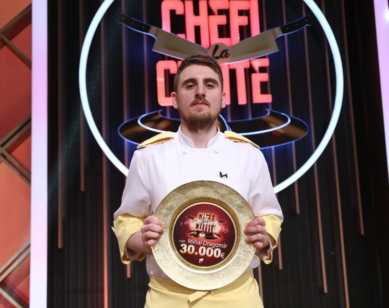 Mihai Dragomir a câștigat „Chefi la cuțite” 2024, sezonul 13. Concurentul a făcut parte din echipa lui chef Alexandru Sautner