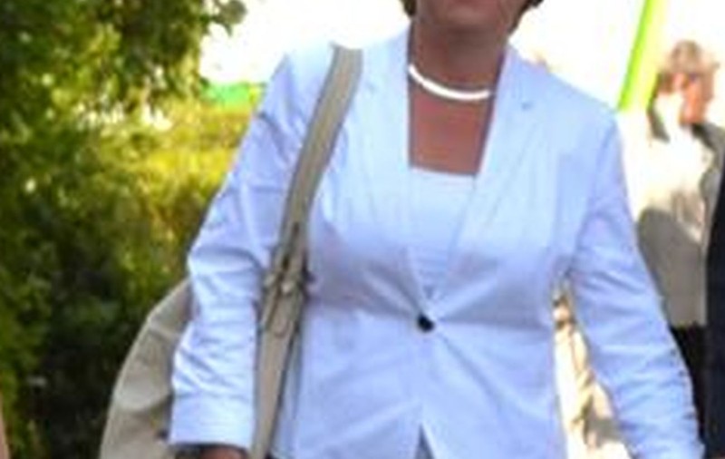 Băsescu a semnat numirile lui Mihnea Moțoc şi Hegedüs Csilla la Externe şi Cultură