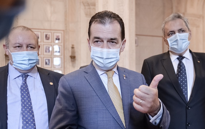 Guvernul adoptă din nou, vineri, hotărârea de miercuri cu noile restricții. Acum două zile nu avea toate avizele