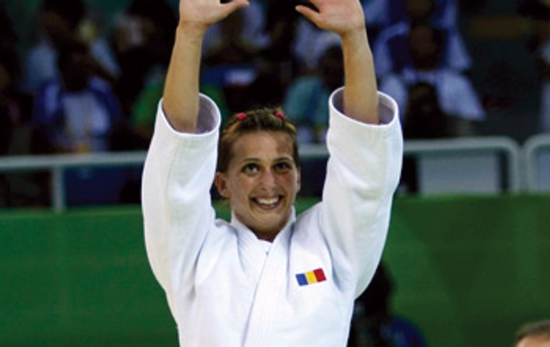 Iată-i pe sportivii români calificaţi să participe la Olimpiada de la Londra