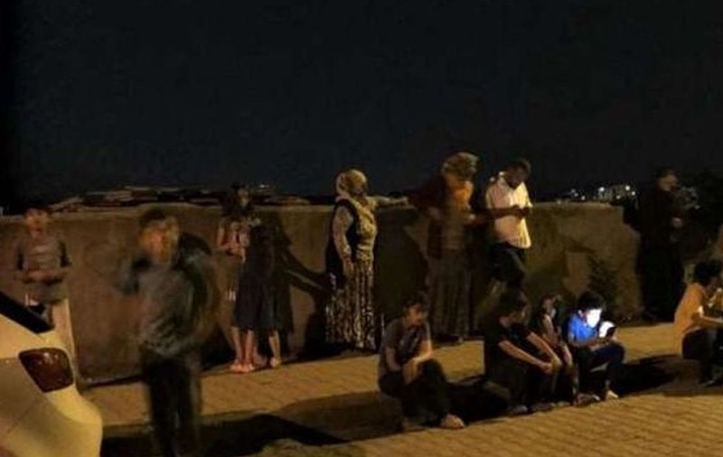 Un cutremur de 5,2 grade pe scara Richter a provocat panică în estul Turciei