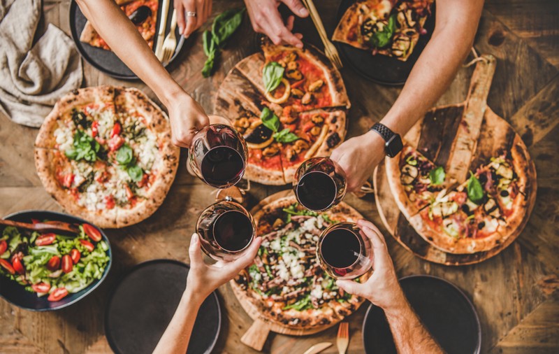 România este pe locul 2 în lume la câtă pizza comandă, iar Bucureștiul depășește Roma sau Barcelona