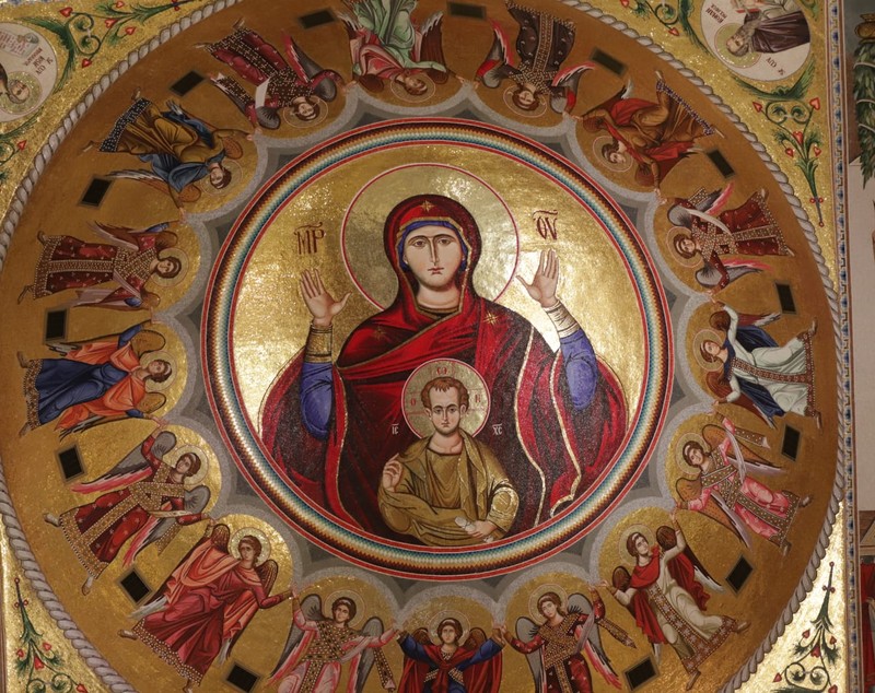 Coadă de credincioși la slujba de la Catedrala Mântuirii Neamului, de Sfântul Andrei