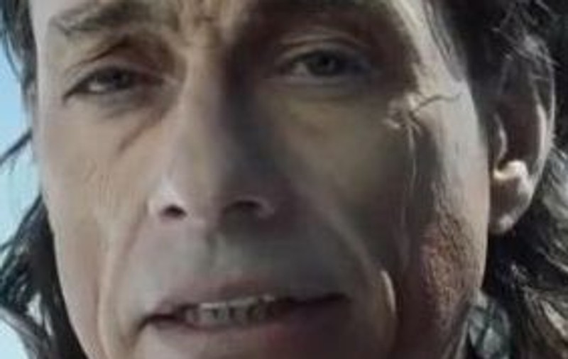 Video | Ce a îmbătrânit Van Damme!