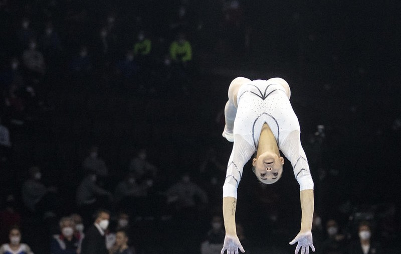 Gimnasta Larisa Iordache s-a calificat la Jocurile Olimpice, deși a concurat la Europene cu probleme de sănătate