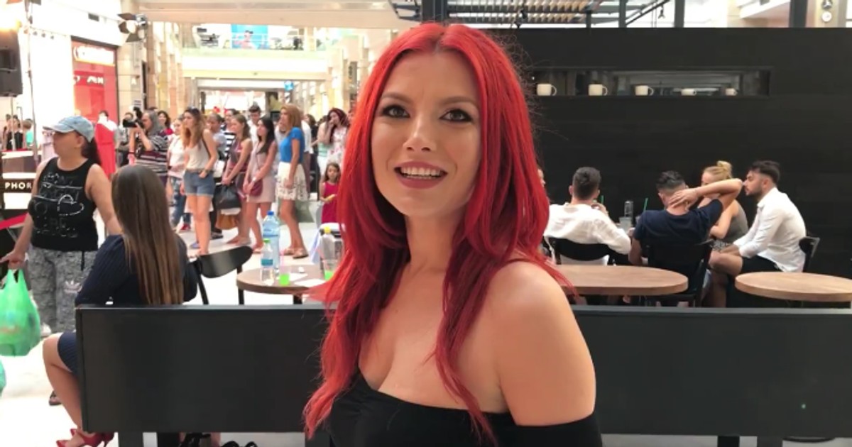 Elena Gheorghe, ieșire în mall după trei săptămâni de Bebelinda non-stop