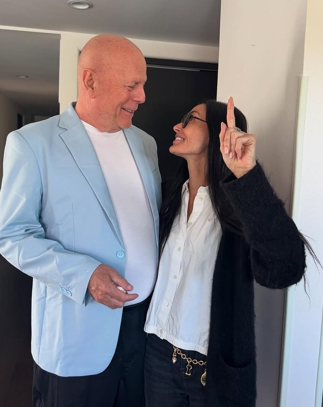 Dieta strictă pe care Emma Heming i-a impus-o lui Bruce Willis după ce a fost diagnosticat cu demență. Ce mănâncă zilnic actorul pentru a lupta cu boala