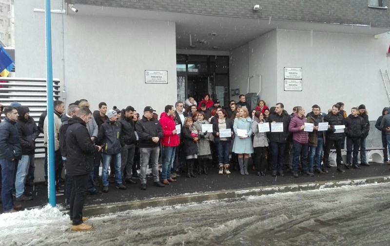 FOTO/VIDEO| Sute de magistrați au protestat în orașe din țară, nemulțumiți de modificările la legile justiției