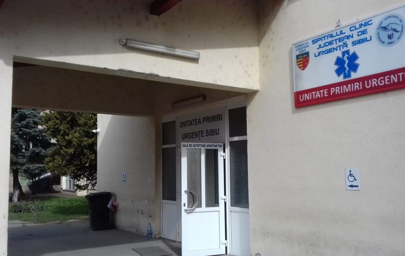 O asistentă medicală a fost lovită de bărbatul pe care îl îngrijea!