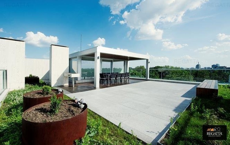 SE VINDE! Pe un apartament din ROMÂNIA proprietarul cere 3.8 milioane de euro. Oare cât vine întreținerea? | FOTO