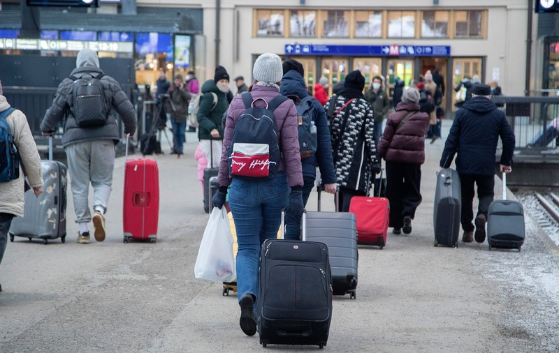 Numărul rușilor care au plecat din țară s-a dublat, în prima jumătate a anului. Destinația neașteptată aleasă de cei mai mulți dintre ei
