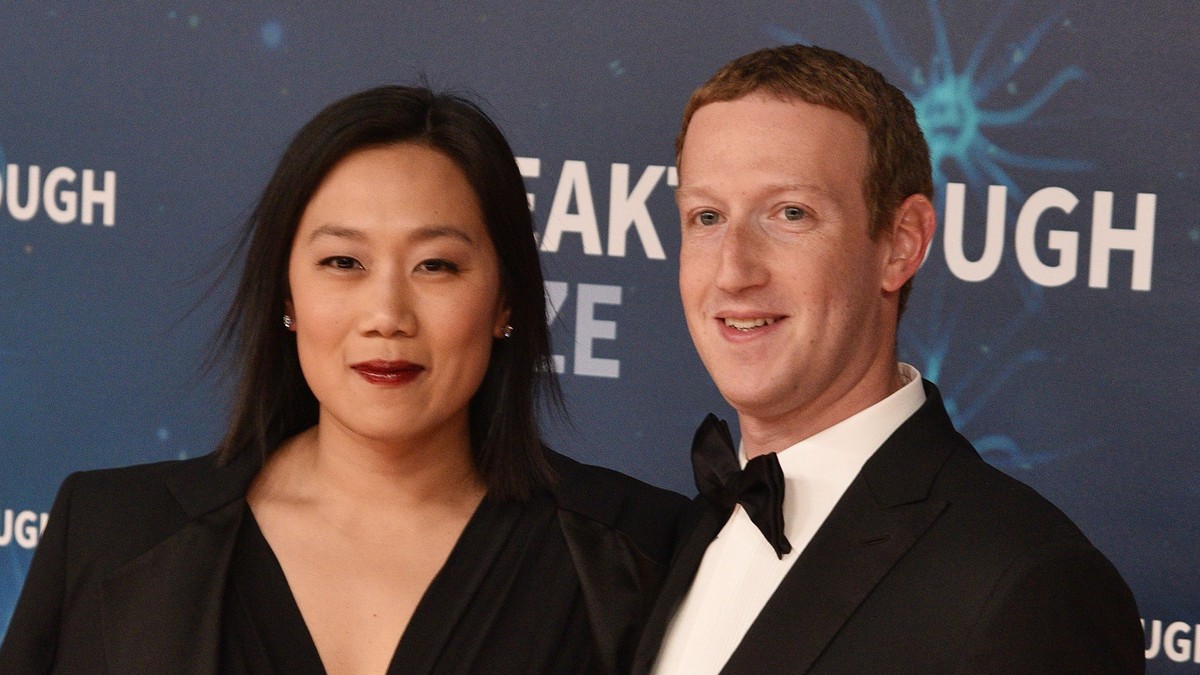 Mark Zuckerberg și soția sa au dat detalii despre prima lor întâlnire. Amănunte neștiute din viața șefului Facebook