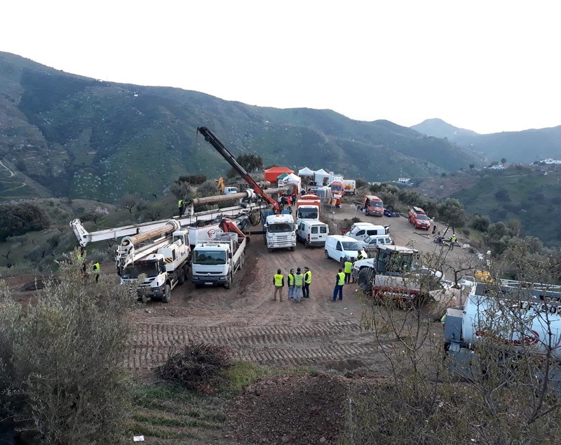 Corespondență din Totalan, Spania. A opta zi de muncă îndârjită și speranță. Operațiuni spectaculoase de salvare pentru micul Julen, copilul de doi ani căzut într-un puț de 100 de metri