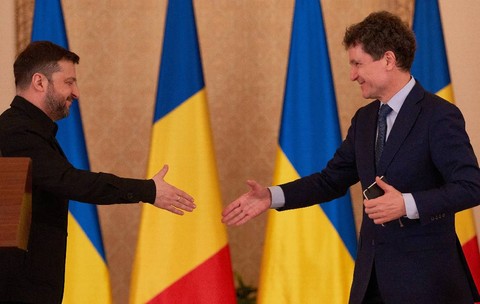Volodimir Zelenski trimite în România echipe de experți și tehnică militară pentru a ajuta la apărarea împotriva atacurilor cu drone