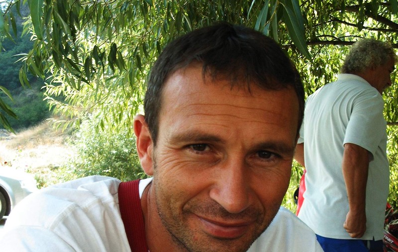 Cine este și ce-l recomandă pe Daniel Oprescu, antrenorul naționalei Under 19 a României. În 2009 - inovator, în 2018 - agent electoral