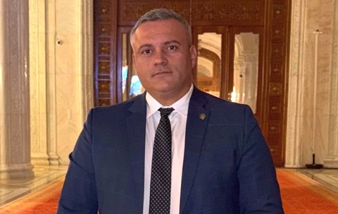 Un deputat ales pe listele partidului Dianei Șoșoacă a trecut din grupul PSD la PNL. Cine e Iosif Jianu