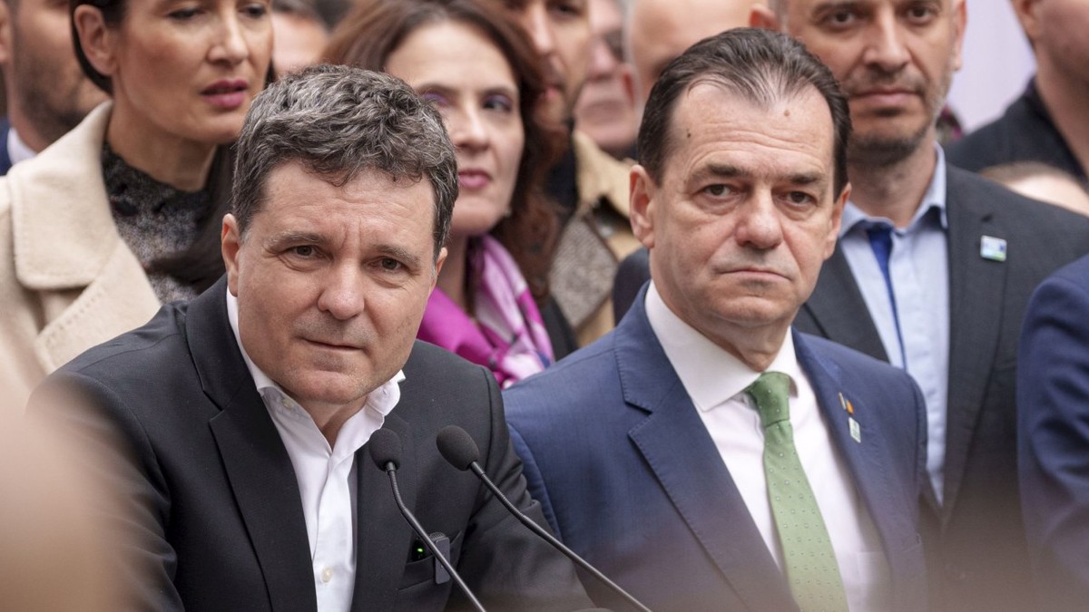 Ludovic Orban, alături de președintele Nicușor Dan.